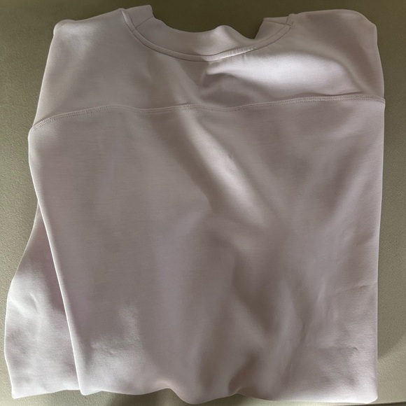 Lululemon Softstreme Perfectly Oversized
Cropped Crew - Picture 4 of 7